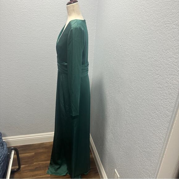 Kay Unger Size 10 Green Elegant V-Neck Ruched Waist Evening Gown Kayla Dress - Picture 6 of 16